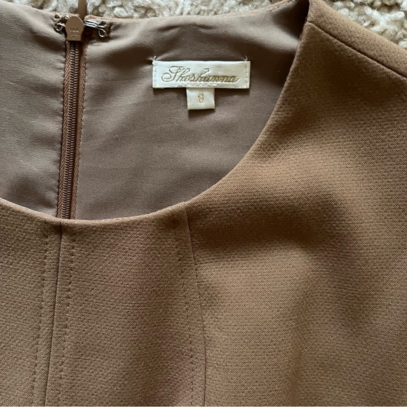 Shoshanna Sleeveless Jackie O Sheath Dress Size 8 Women Camel USA Quiet Luxury - Picture 2 of 3